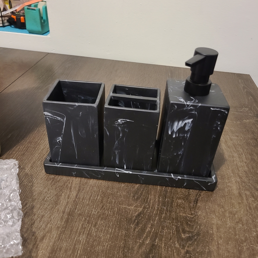 Black Marble Bathroom Accessory Set